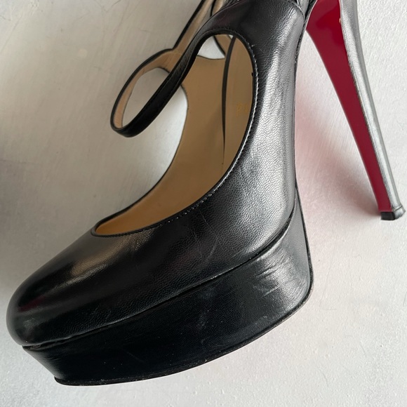 Christian Louboutin Black Leather Strappy Platform Pump Heels - Picture 4 of 10
